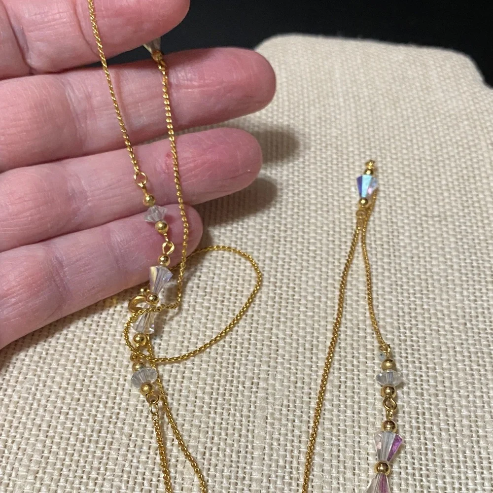 Vintage Gold and Crystal 32” chain Necklace